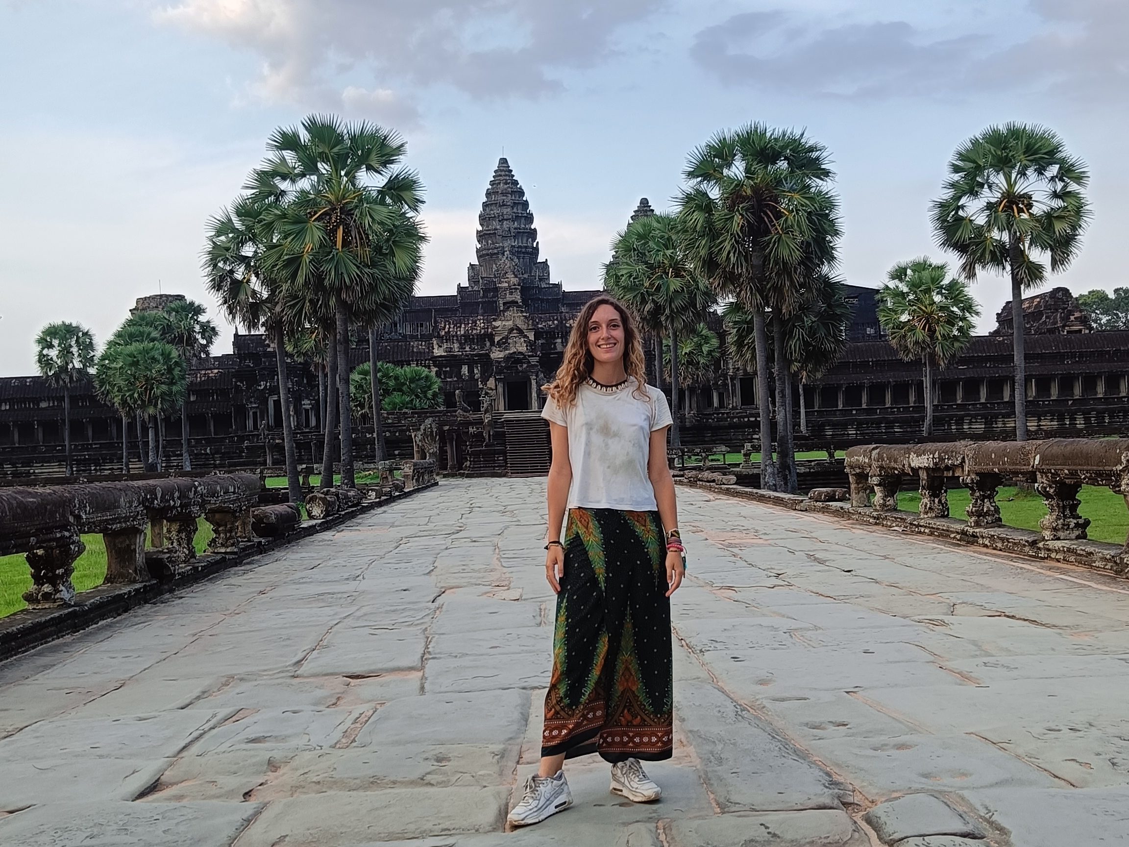 Foto en Angkor Wat justo antes del cierre. No photoshop.
