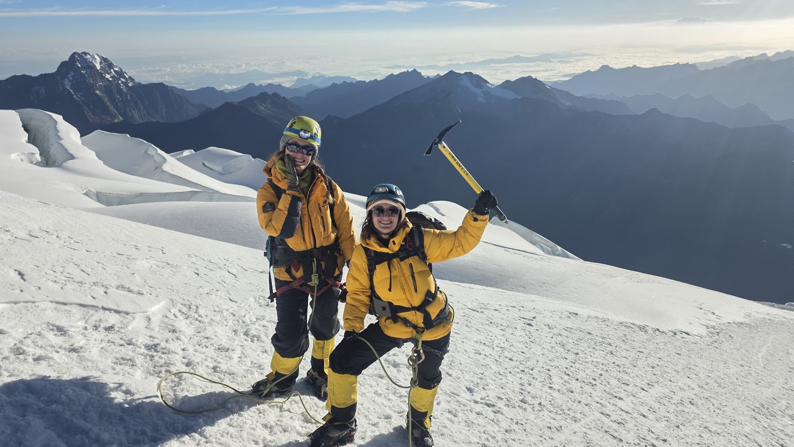 Huayna Potosi 6088m. Montañismo desde La Paz